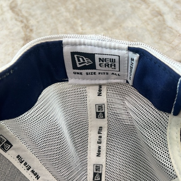 LA baseball hat - Picture 4 of 8